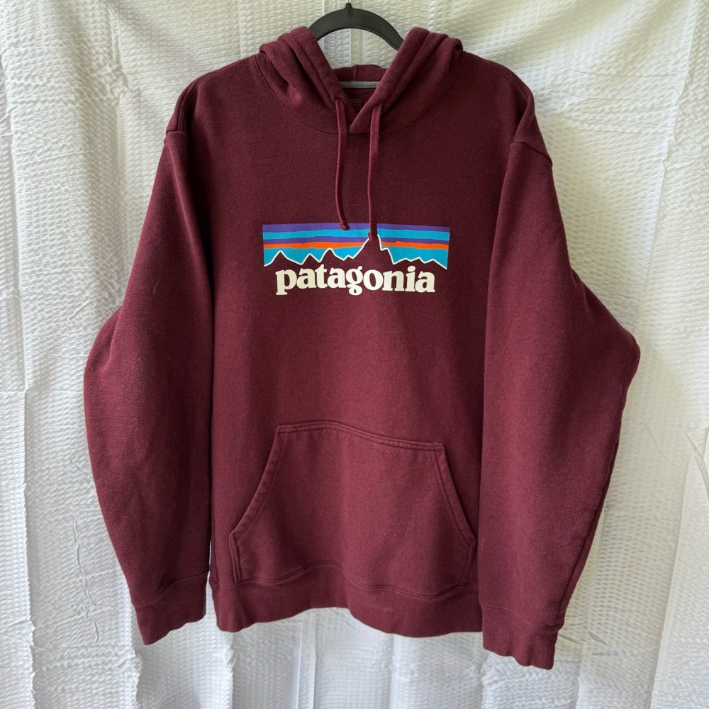Patagonia Red Sweatshirt Hoodie Classic Design